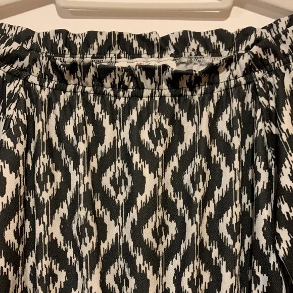 Romper for girls size large - Picture 3 of 4